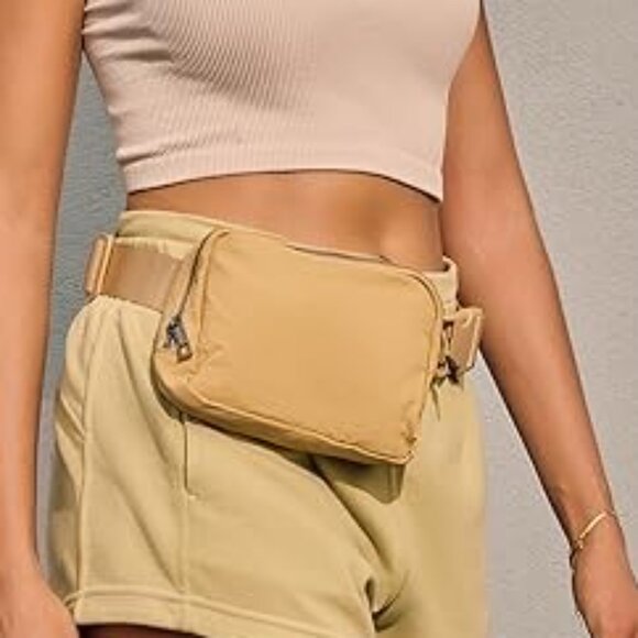 NWOT Unisex Mini Belt Bag Adjustable Strap Plum Travel, Workout, Hiking - Picture 7 of 7